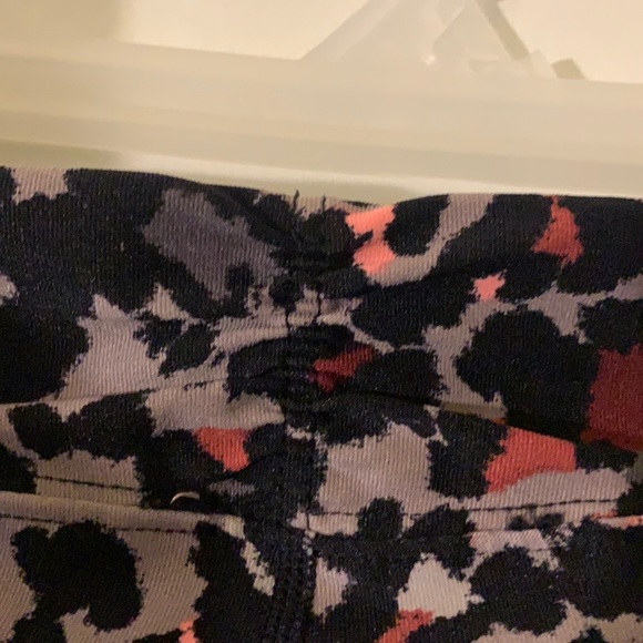 Calvin Klein Performance Leopard print legging - Picture 3 of 11